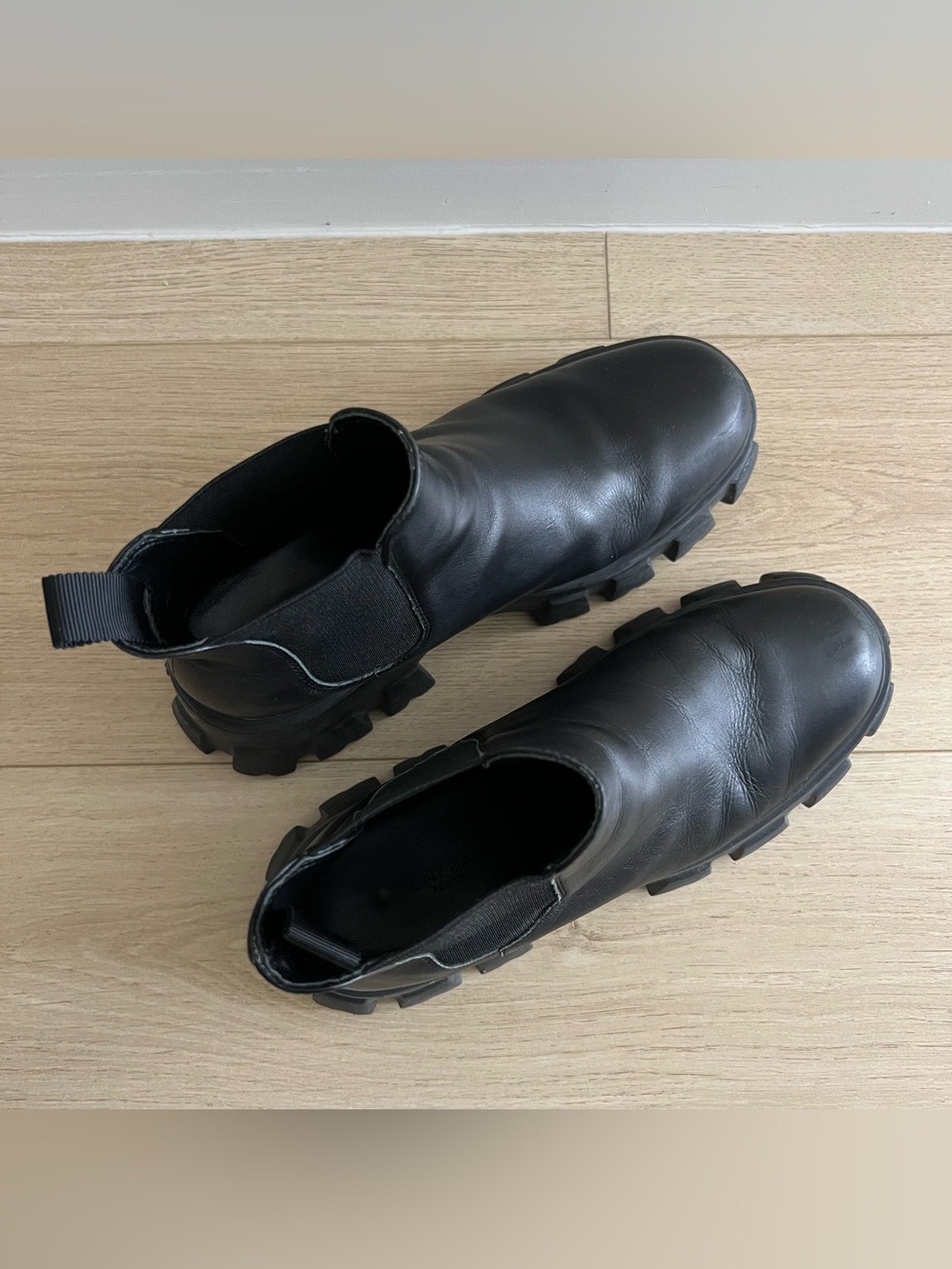 Tony Bianco Chunky Black Ankle Chelsea Boots - Picture 3 of 5